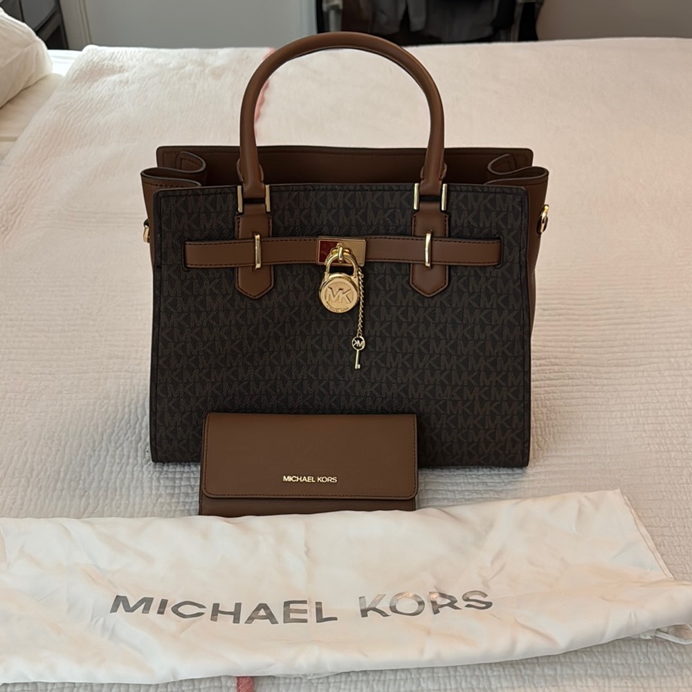 Michael Kors Brown Handbag and Wallet Set